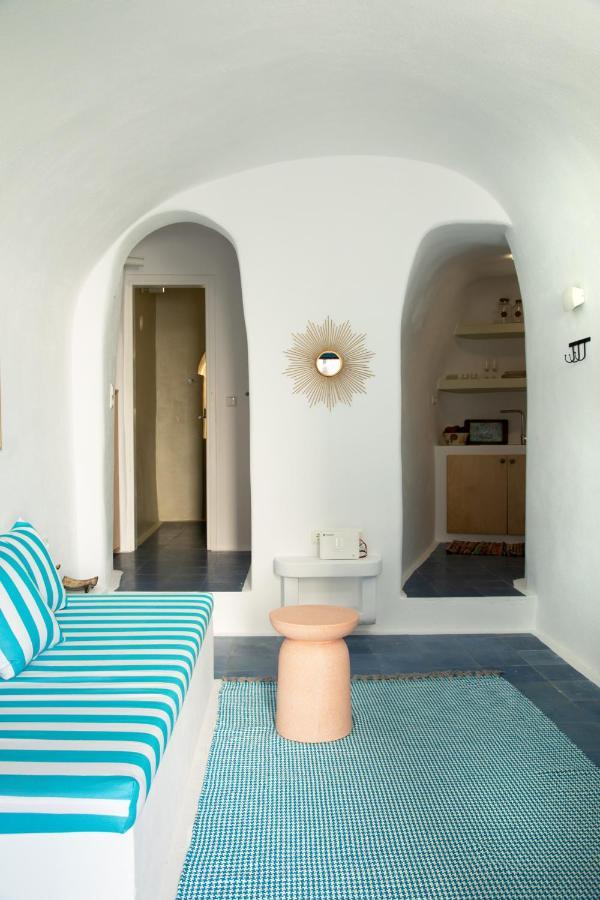 Amphora Villas Santorini Akrotiri อาโกรตีรี ภายนอก รูปภาพ