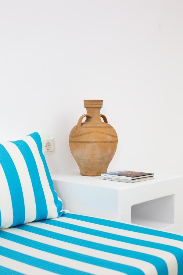Amphora Villas Santorini Akrotiri อาโกรตีรี ภายนอก รูปภาพ
